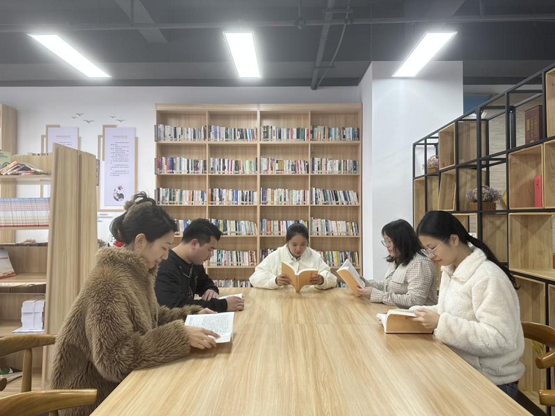 1710724256173332.png 开展集中学习.png